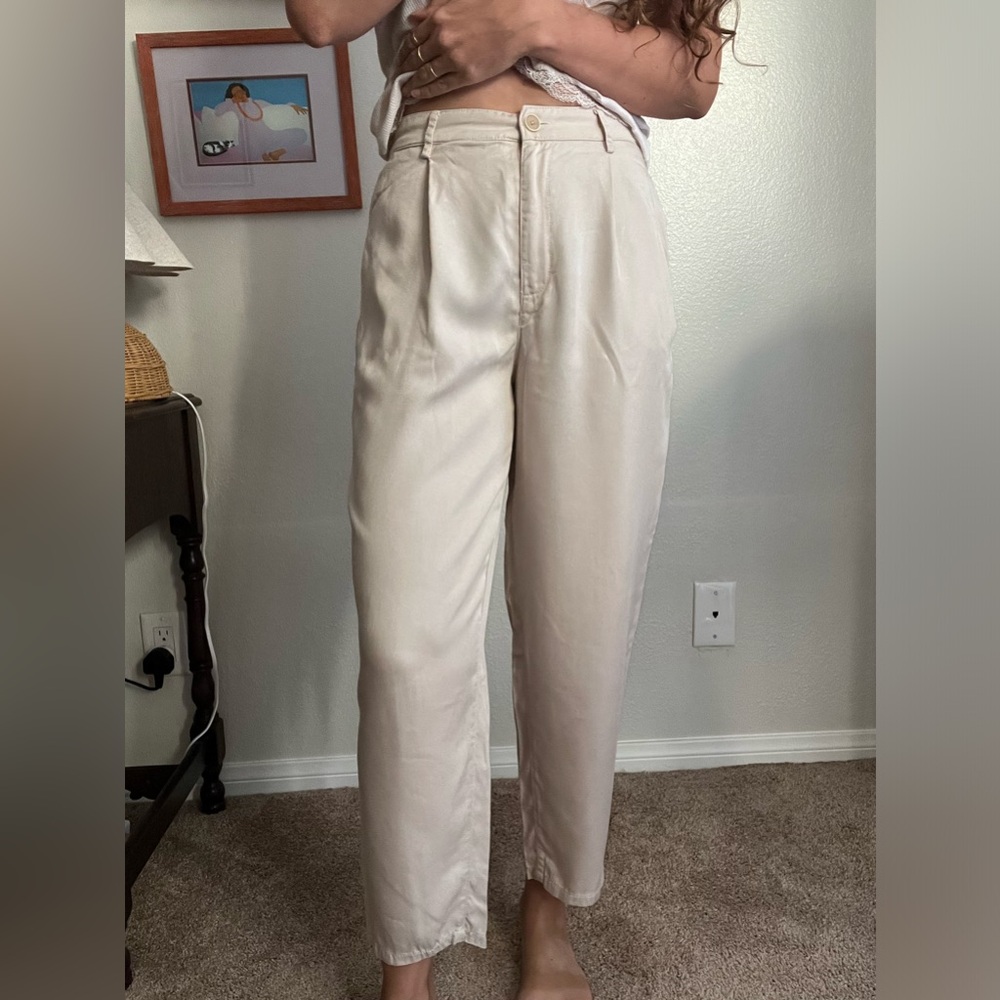 Tapered leg pants